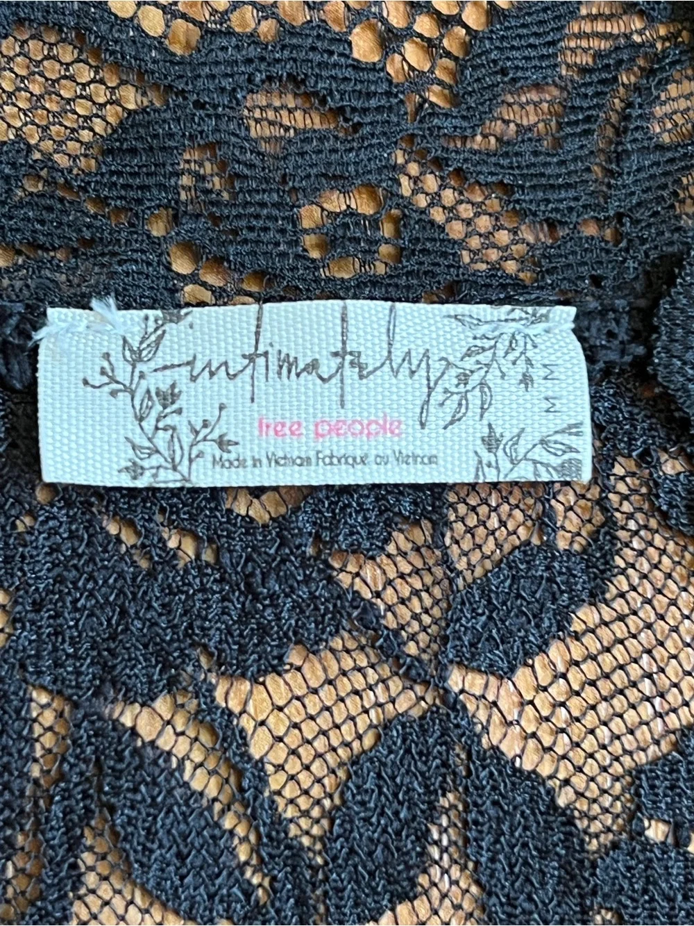 EUC Free People Intimately Black Floral Lace Top sz Medium
